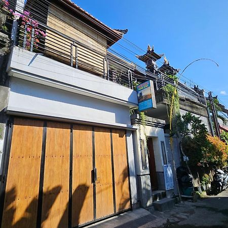 Suwardika Homestay & Dormitory Sanur Екстериор снимка