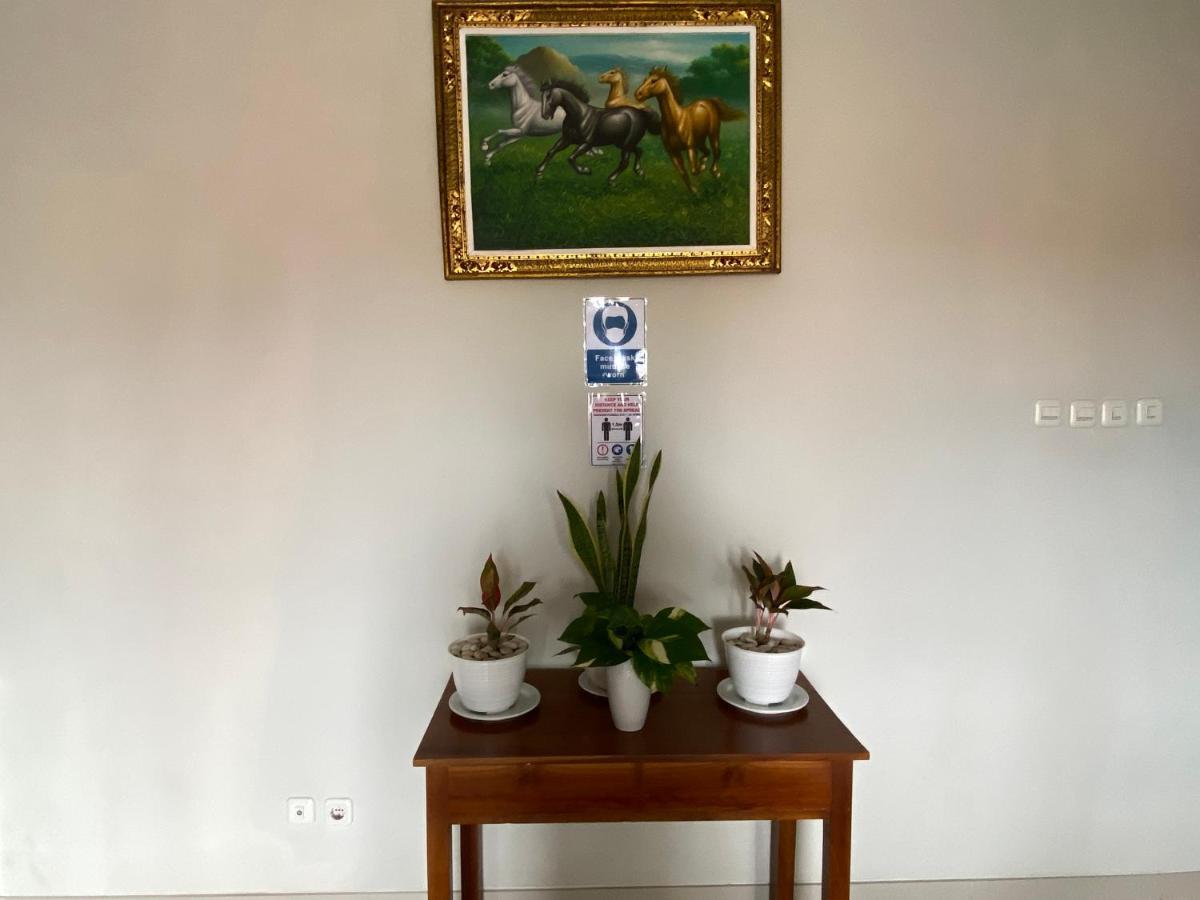 Suwardika Homestay & Dormitory Sanur Екстериор снимка