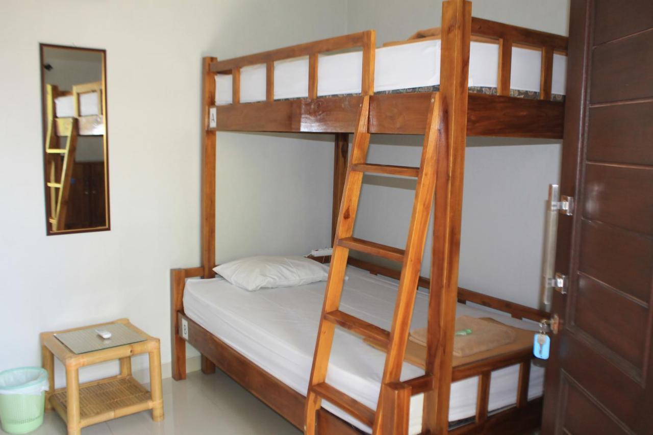 Suwardika Homestay & Dormitory Sanur Екстериор снимка